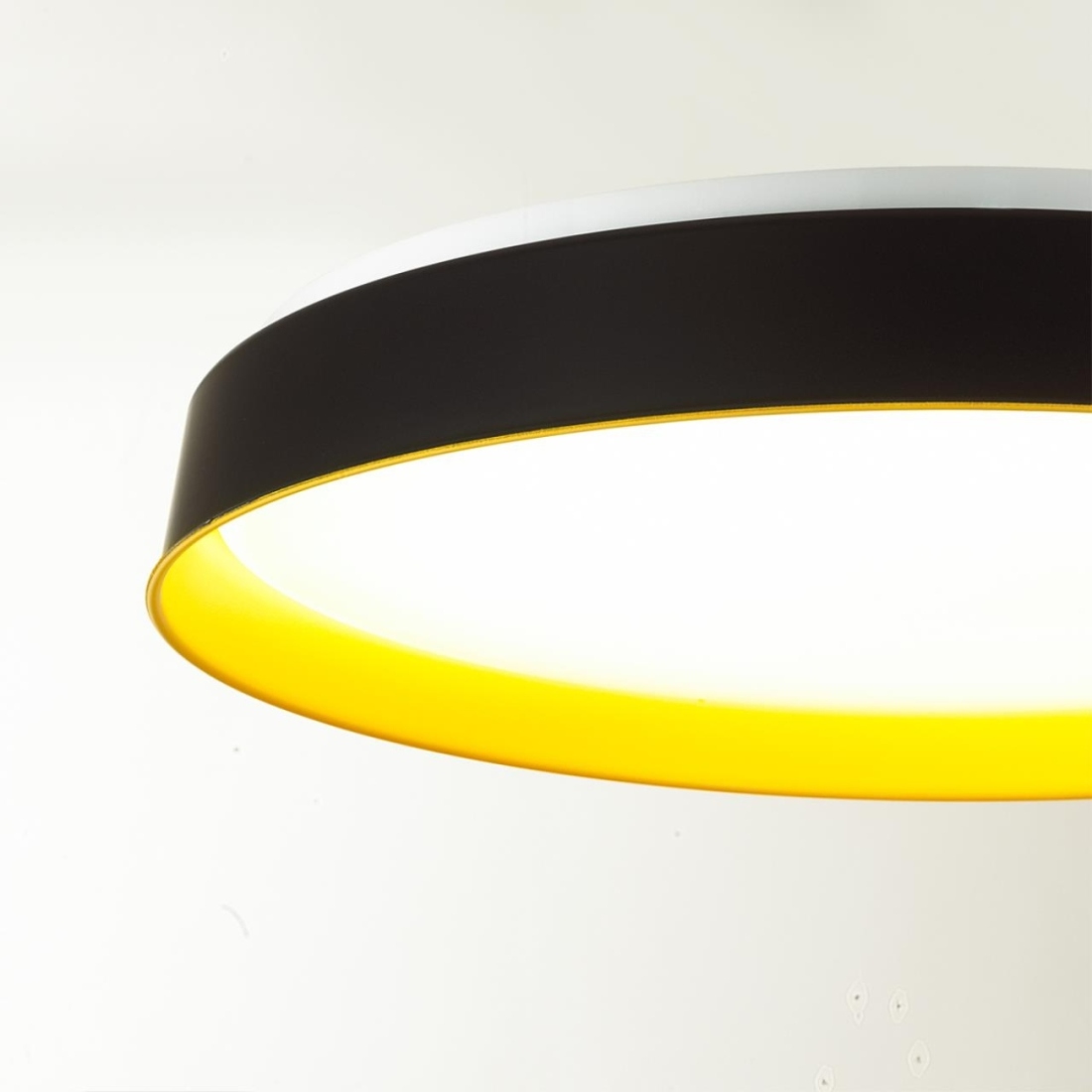 Настенно-потолочный светильник Sonex Tuna Yellow 7711/EL пластик/желтый LED 70Вт 3000-6000К D500 IP43 пульт ДУ — фото 7