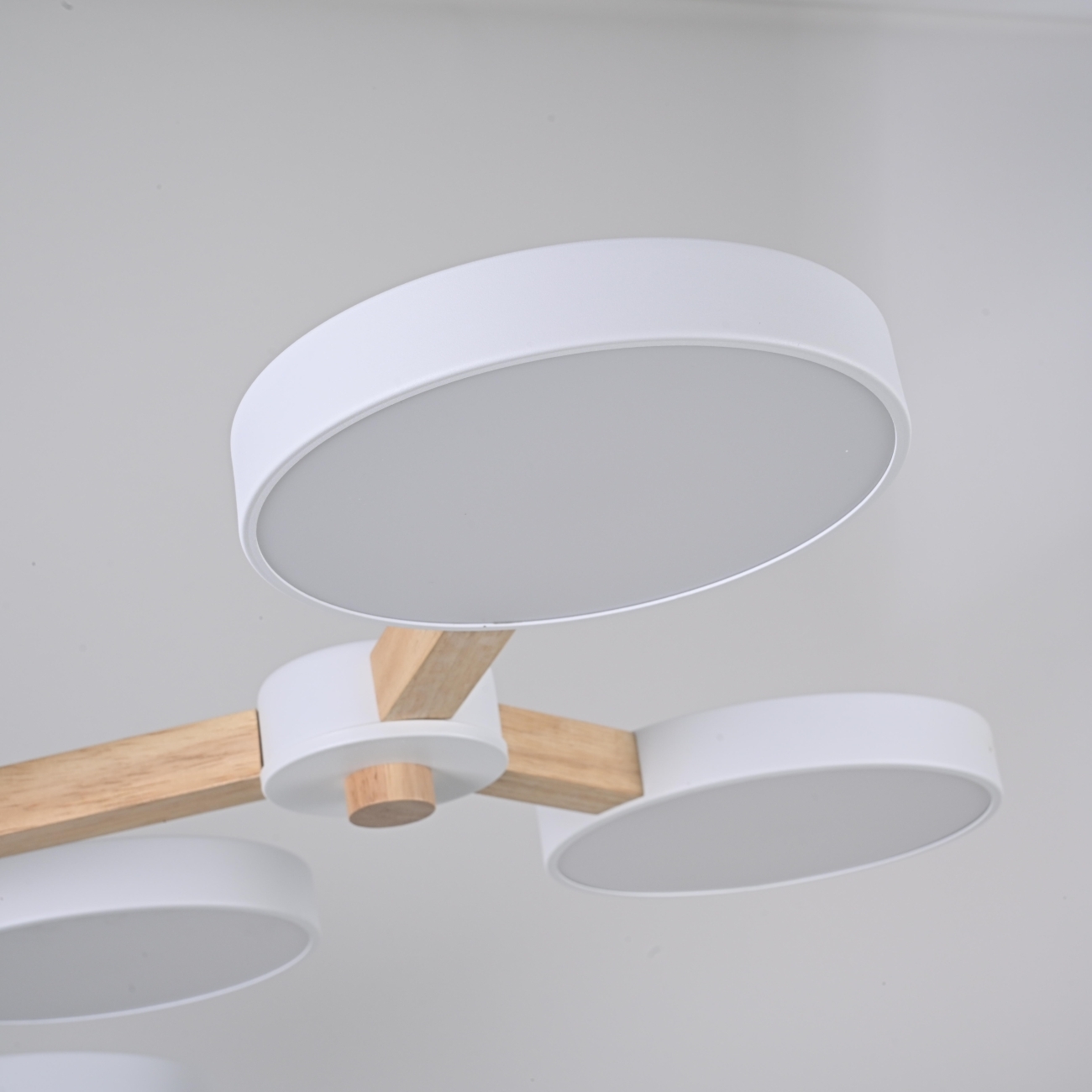 Потолочная люстра на штанге LED TURNA Белый ImperiumLoft Turna-X01 (178304-26, Умный дом, WiFi, голосовое управление) — фото 7