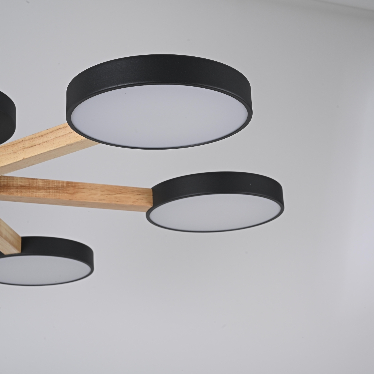 Потолочная люстра LED на штанге Turna 6 Black By ImperiumLoft Turna01 (Умный дом, Алиса) 178336-26 — фото 2