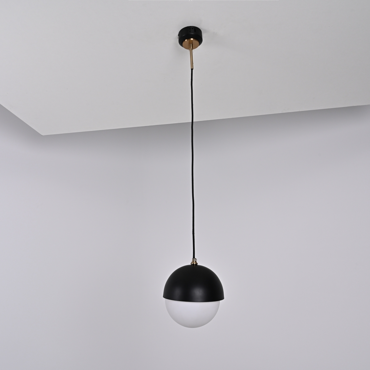 Потолочный светильник подвесной шириной 20 см Olve B By ImperiumLoft Olve_B_01 334018-26 в форме шара — фото 9