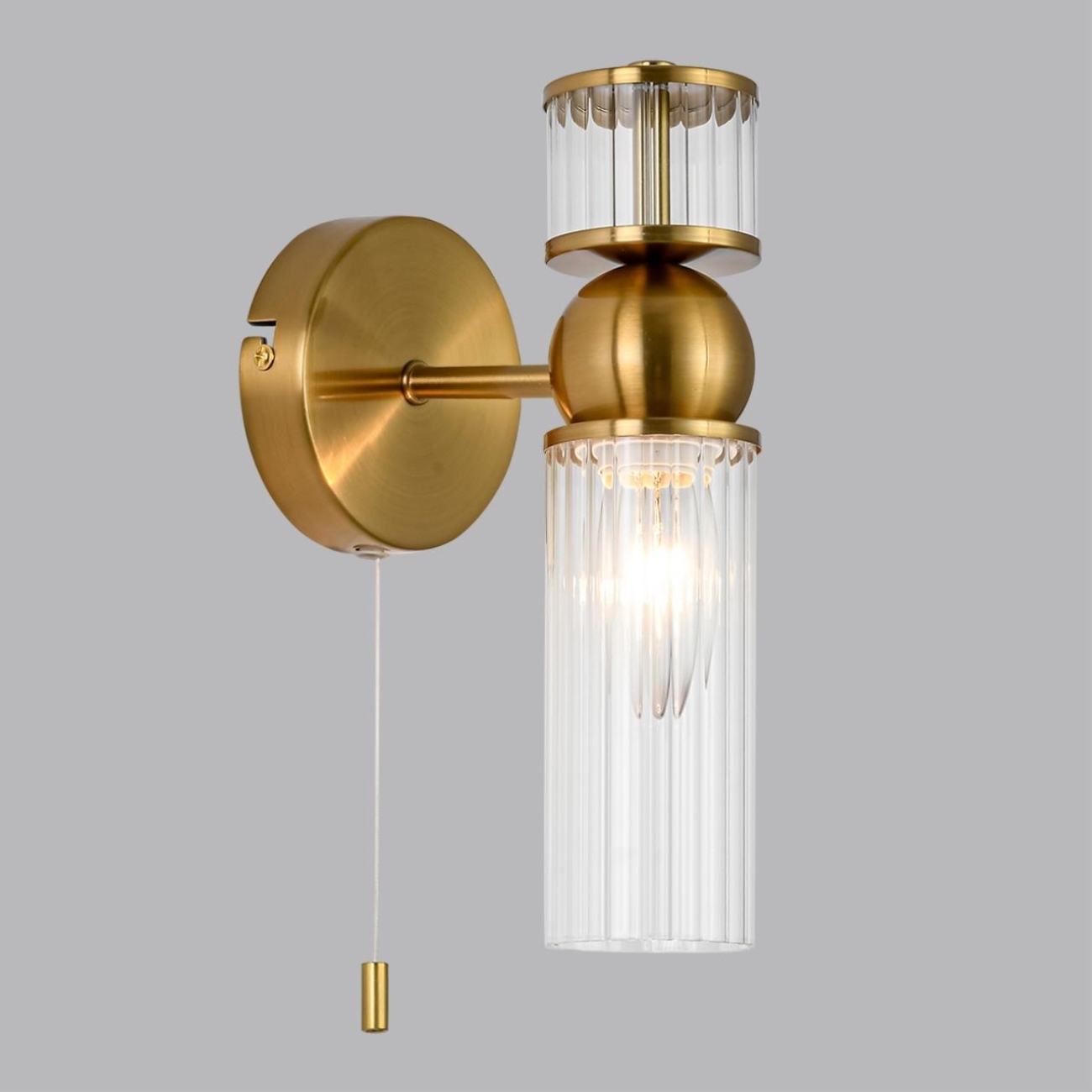Бра с выключателем сонетка Lumion Denver 8276/1W латунь/прозрачный, металл/стекло Е14 1*40W 220V — фото 4