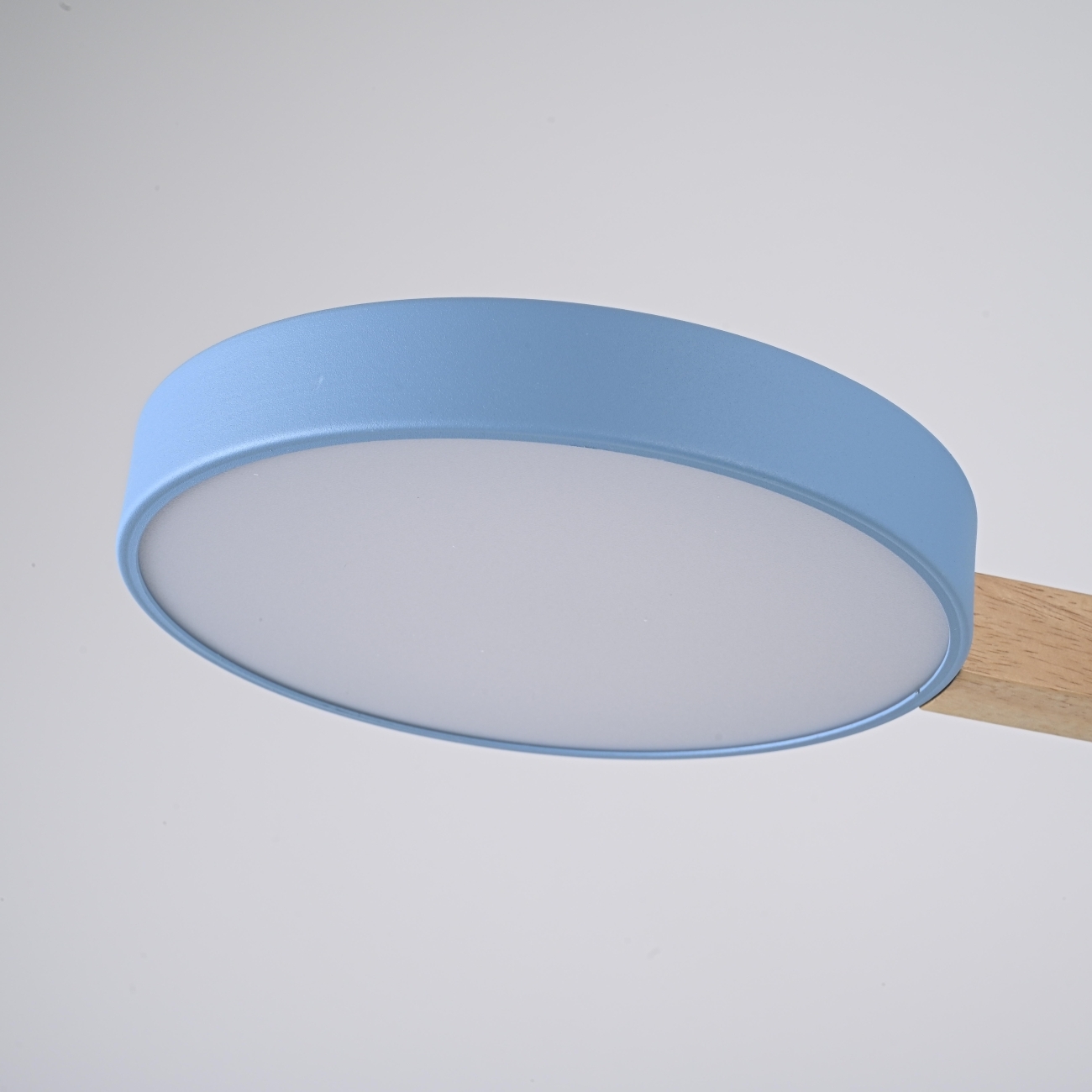Люстра потолочная светодиодная с 3 лампочками LED на штанге с пультом Turna 3 Blue By ImperiumLoft Turna01 (Умный дом, Алиса) 178334-26 — фото 7