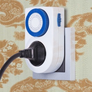 Розетка TMH-M-3 16A x1 IP20