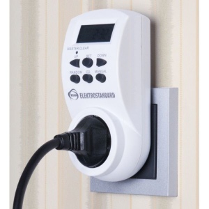Розетка TMH-E-4 16A x1 IP20